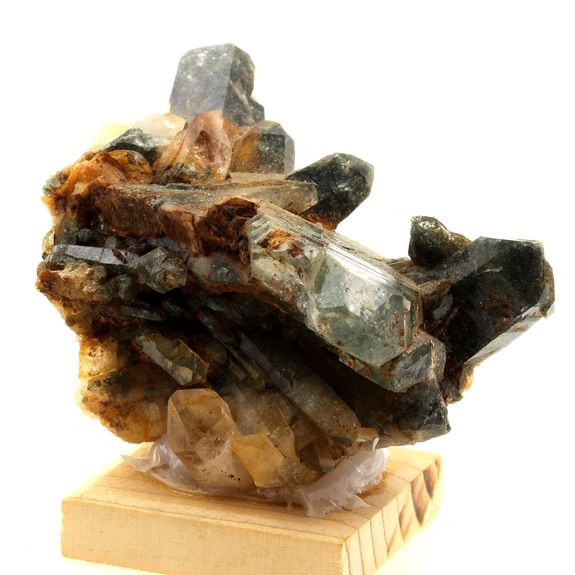 Quartz, Chlorite. 384.5 ct.