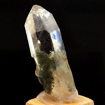 Quartz, Chlorite. 61.5 ct.