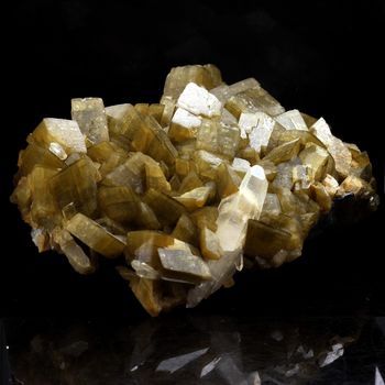 Siderite + Quartz. 1195.0 ct.