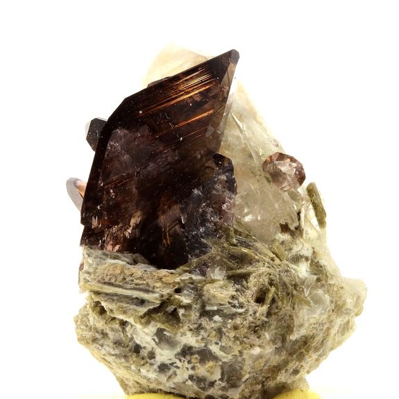 Axinite + Quartz. 98.1 ct.