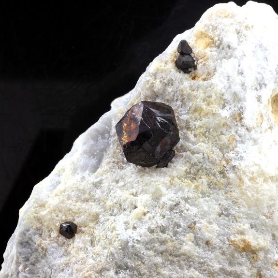 Pyrite + Talc. 589.3 ct.