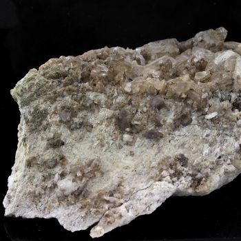 Sphene (Titanite). 813.2 ct.