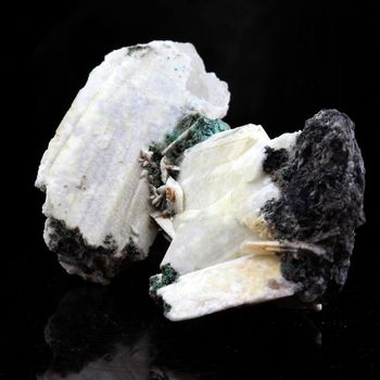 Anglesite. 264.3 ct.