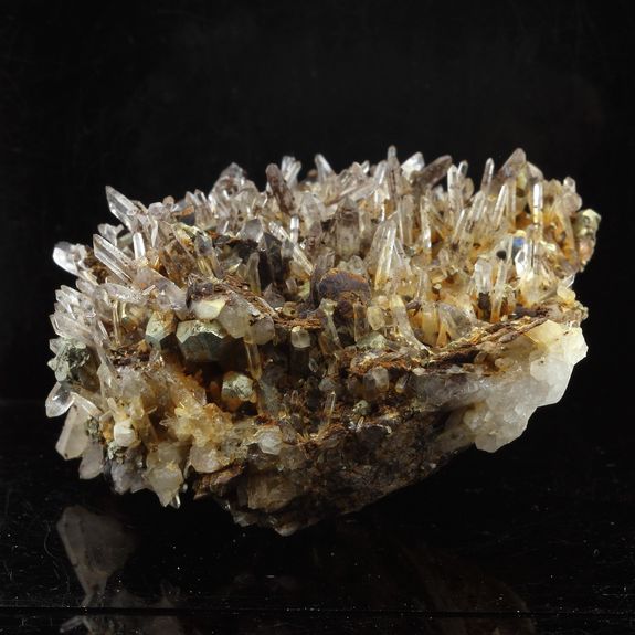Siderite, Quartz, Pyrite. 615.5 ct.