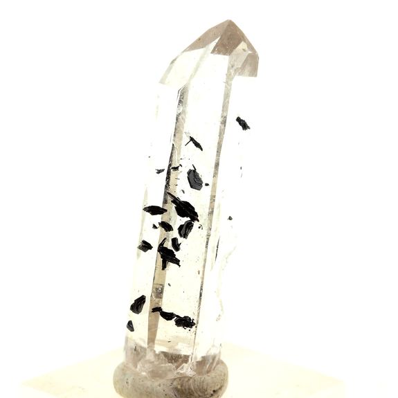 Quartz + Hematite. 17.7 ct.