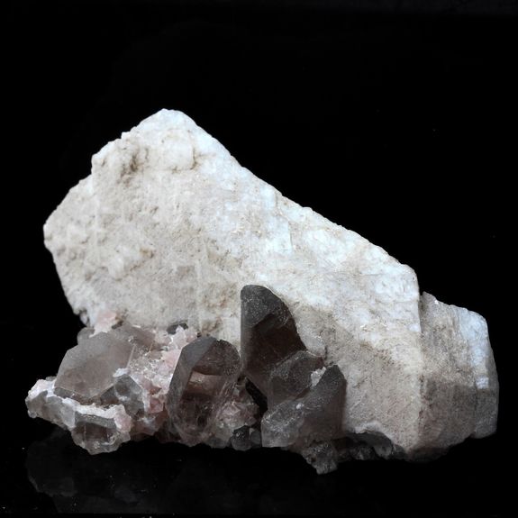 Fluorite rose, Calcite, Quartz. 296.7 ct.