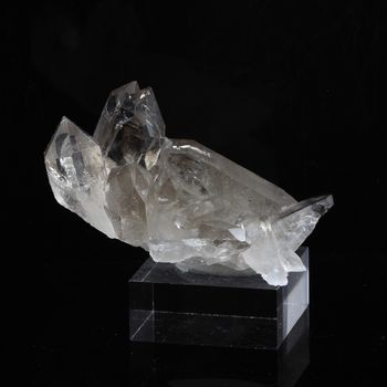 Quartz fumé. 63.9 ct.