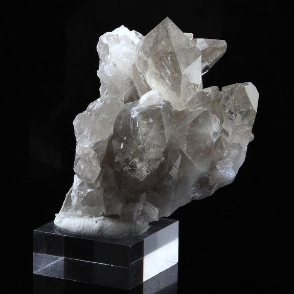 Quartz fumé. 192.9 ct.