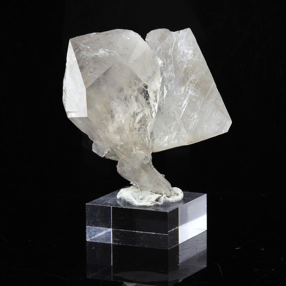 Quartz fumé. 88.8 ct.