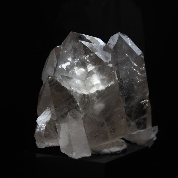 Quartz fumé. 243.0 ct.