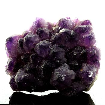 Améthyste. 750.0 ct.