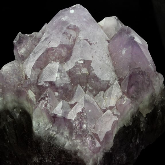 Améthyste. 1272.5 ct.