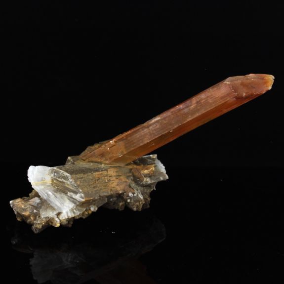 Gypse. 2813.0 ct.