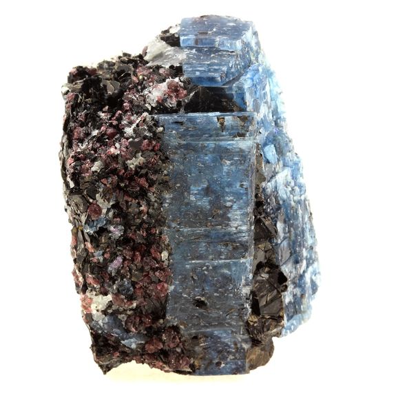 Cyanite Disthène. 535.0 ct.