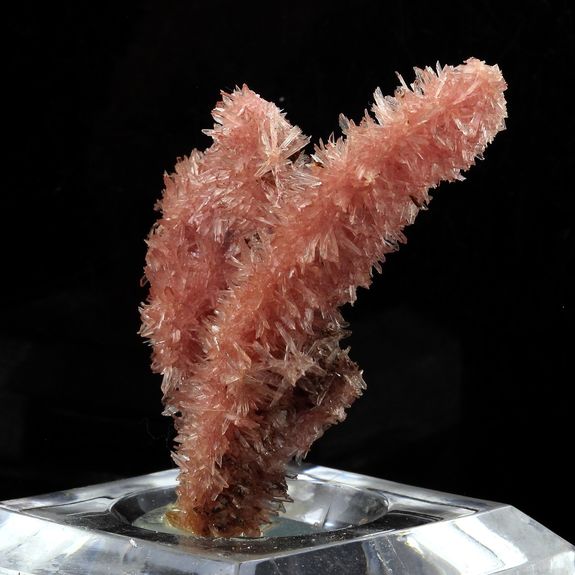 Inesite + Hubeite. 109.5 ct.