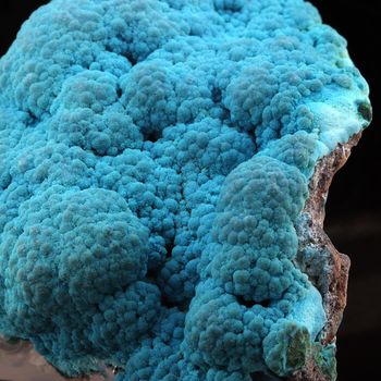 Chrysocolle. 945.0 ct.