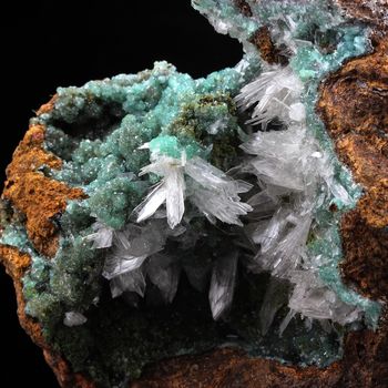 Cuproadamite + Hemimorphite. 1424.5 ct.