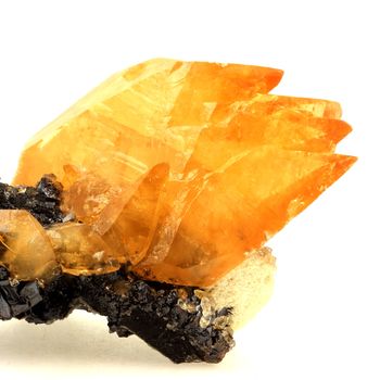 Calcite + Sphalerite. 2237.0 ct.