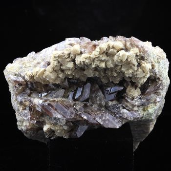 Axinite + Prehnite. 763.5 ct.