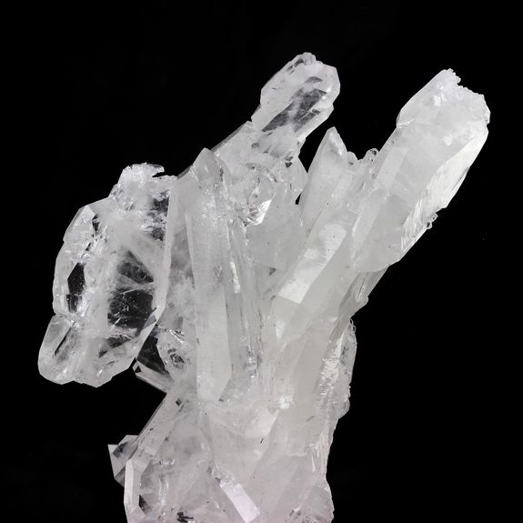 Quartz à Ame ( faden quartz ). 415.5 ct.