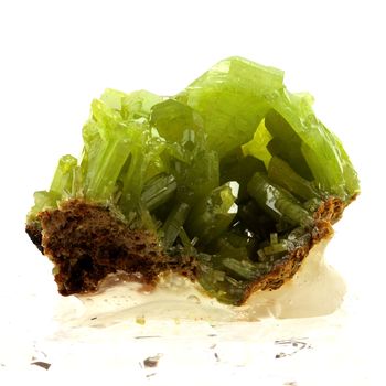 Pyromorphite. 291.5 ct.