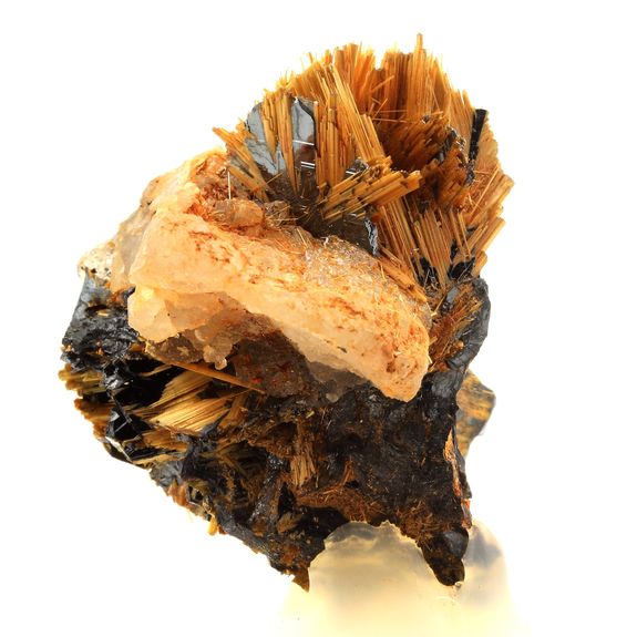 Rutile + Hematite. 228.5 ct.