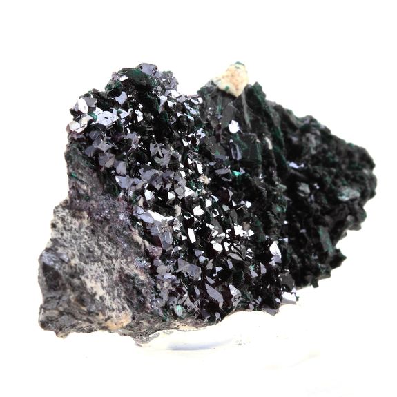 Cuprite, Brochantite. 194.5 ct.