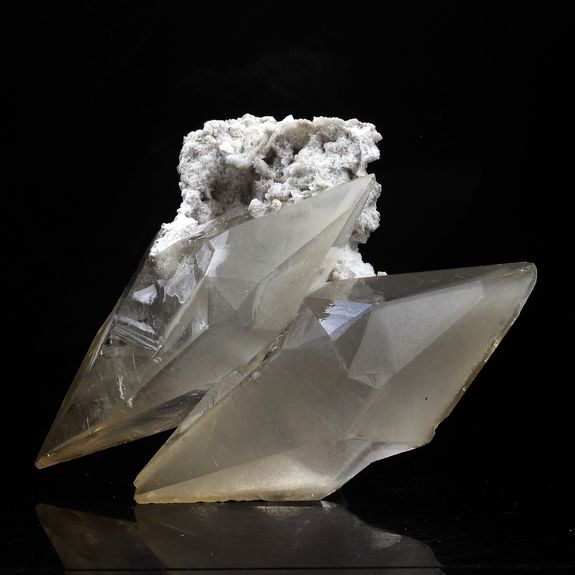 Calcite. 487.5 ct.
