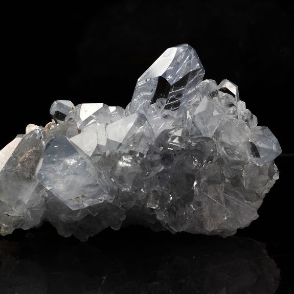 Celestine. 821.5 ct.