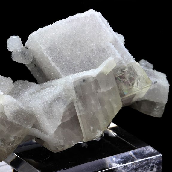 Baryte, Quartz, Stibnite. 1547.0 ct.