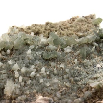 Prehnite + Adulaire. 918.0 ct.