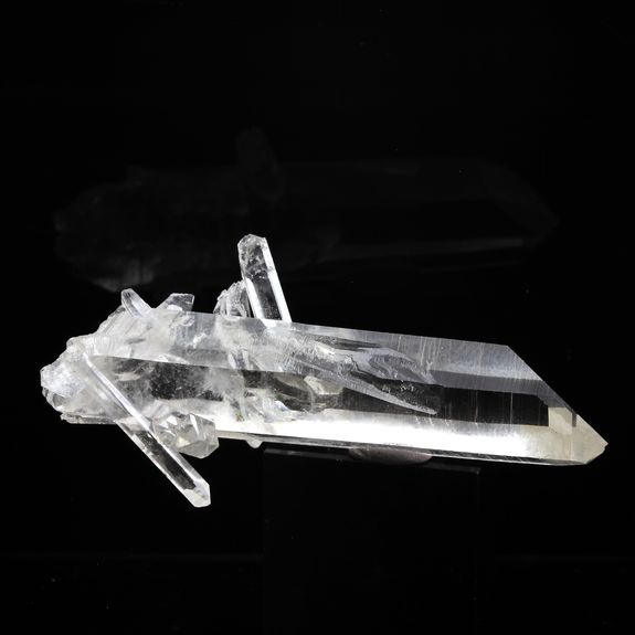 Quartz biterminé. 59.0 ct.