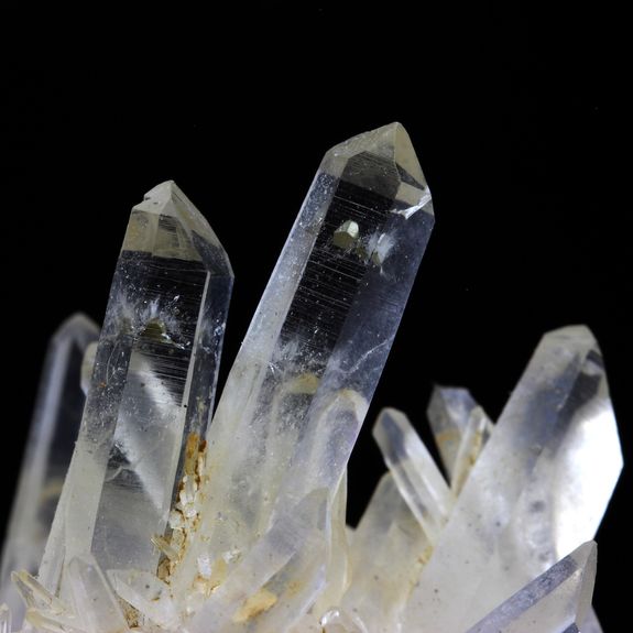 Quartz + Pyrite. 216.0 ct.