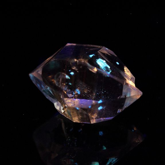 Quartz Pétrole. 2.72 ct.