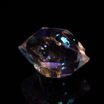 Quartz Pétrole. 2.72 ct.