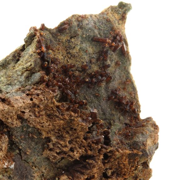 Perovskite. 242.5 ct.