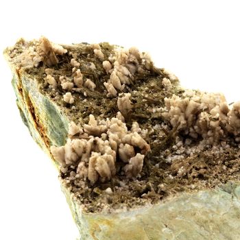 Clinozoisite, Albite. 1990.0 ct.