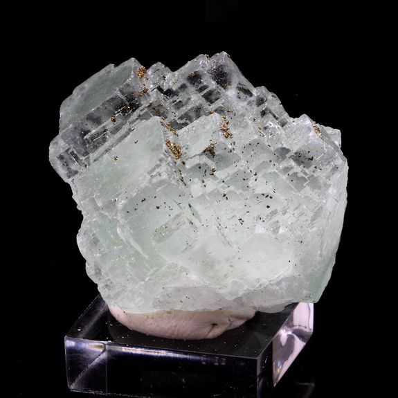 Fluorite + Pyrite. 143.0 ct.