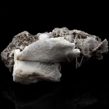 Baryte. 1373.0 ct.