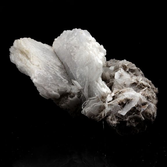 Baryte. 1373.0 ct.