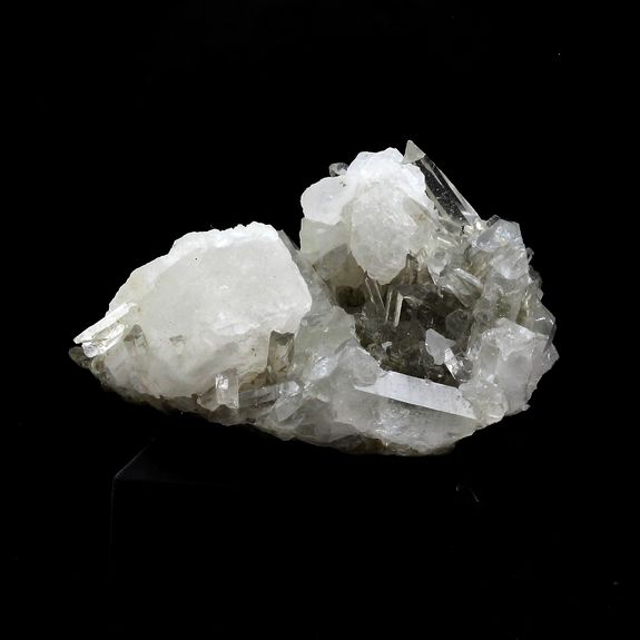 Calcite + Quartz. 83.5 ct.
