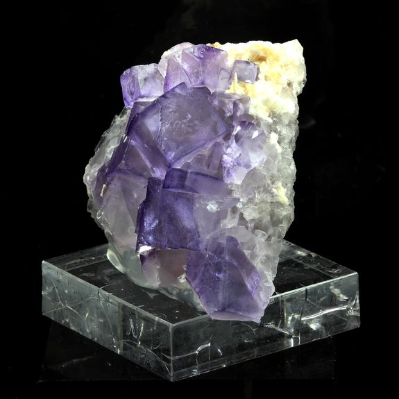Fluorite. 459.0 ct.