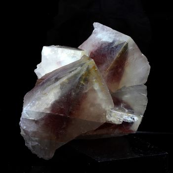 Calcite. 611.0 ct.