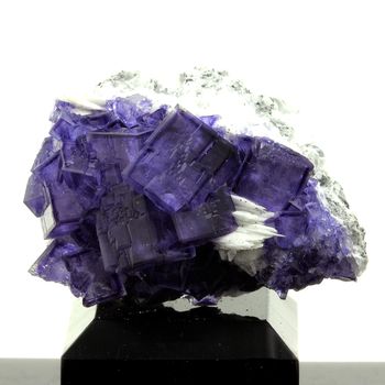 Fluorite. 214.0 ct.