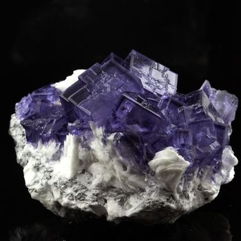 Fluorite. 214.0 ct.