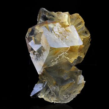 Fluorite. 316.0 ct.