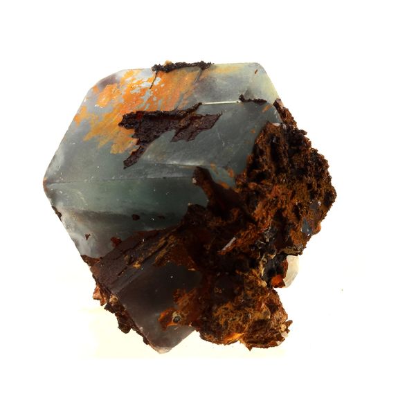 Fluorite. 79.0 ct.