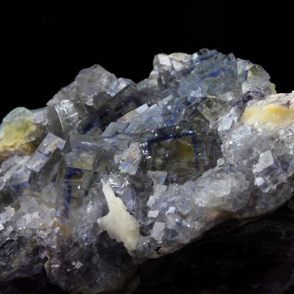 Fluorite. 1064.5 ct.