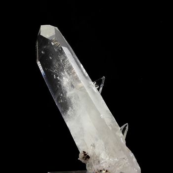 Quartz. 182.5 ct.