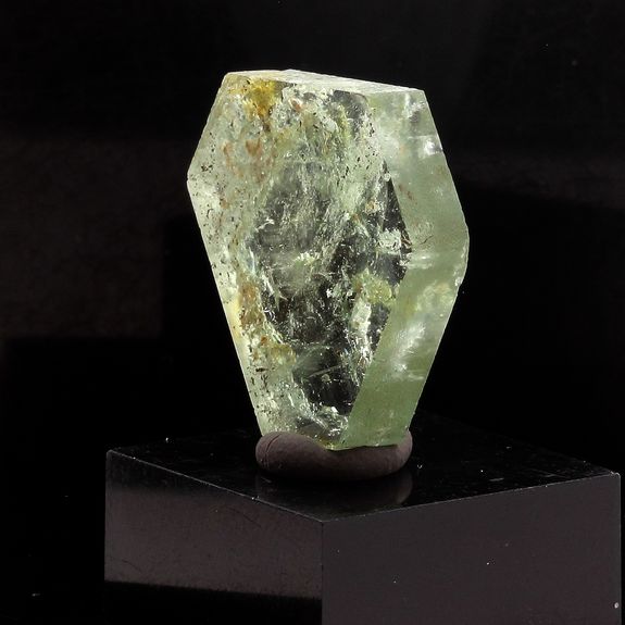 Béryl vert (tranche polie). 15.15 ct.